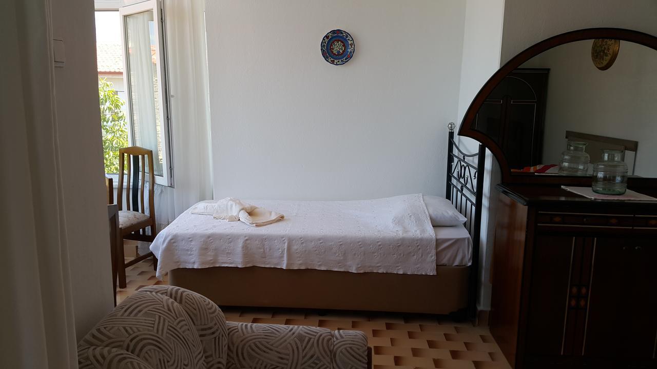 Ayvalik Pansiyon Exterior foto