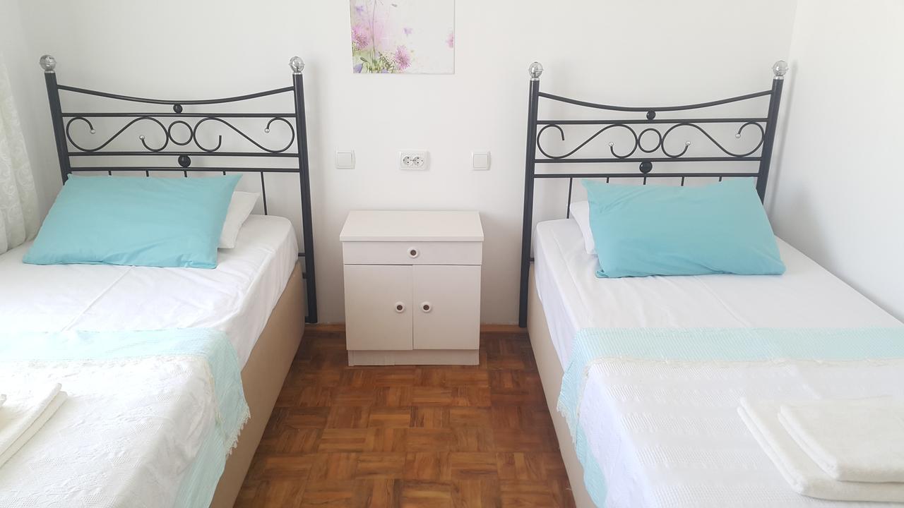 Ayvalik Pansiyon Exterior foto